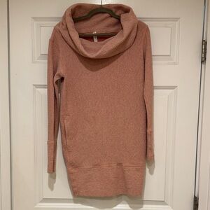 lululemon athletica Dusty Rose Cowl Neck Tunic Sweater